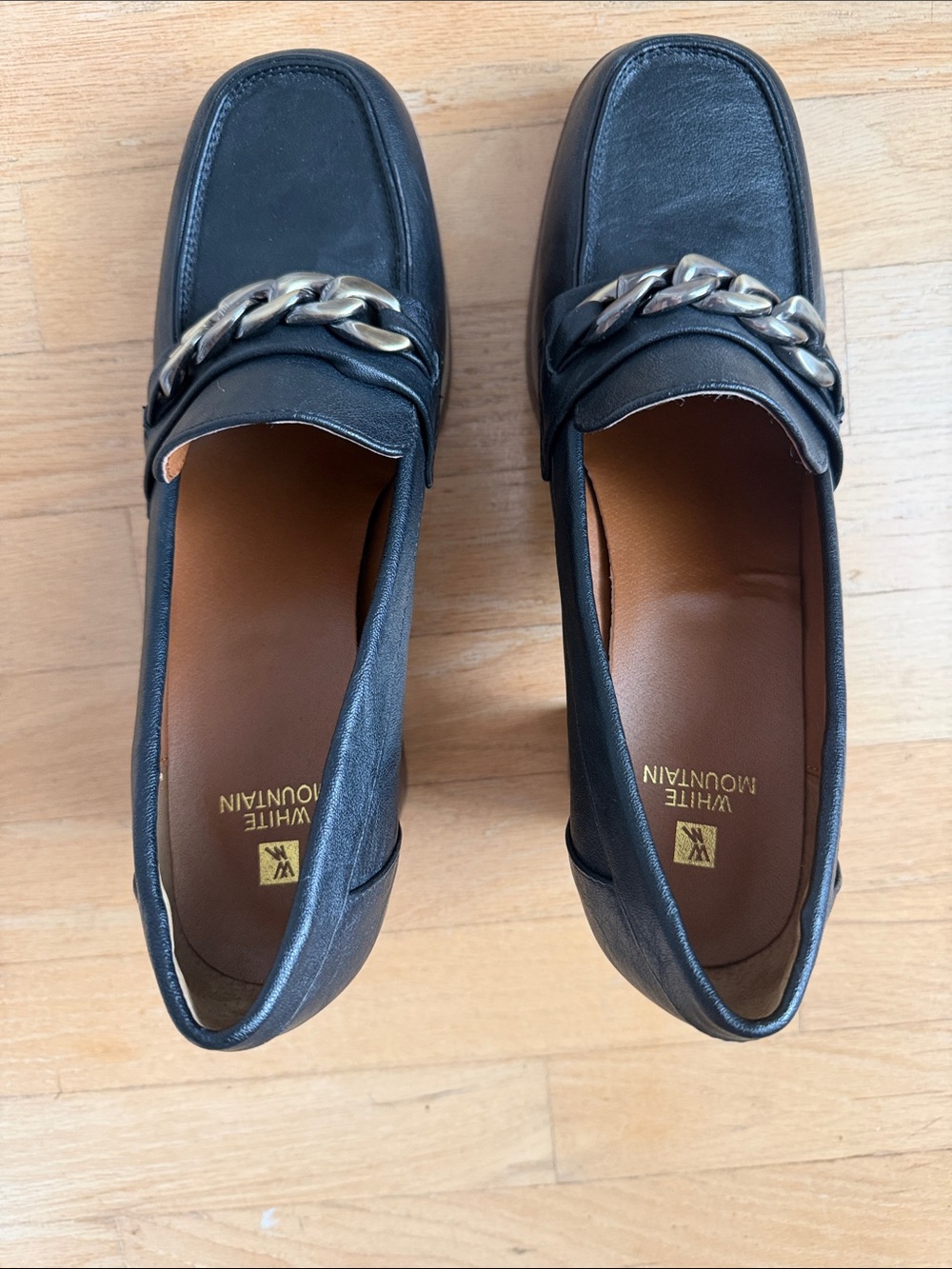 White Mountain Black Leather Loafers with Chunky Silver Chain Accent